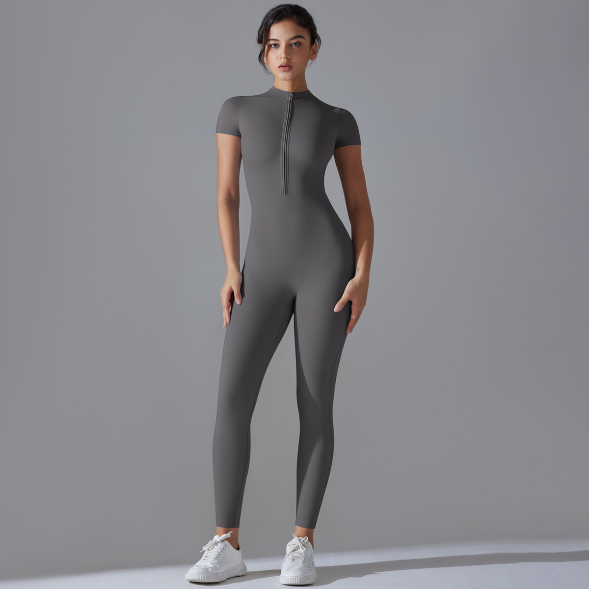 Yoga Fitness Kleidung - ヨガセット女性のジャンプスーツワンピーススーツジッパー半袖ジムプッシュアップトレーニング服フィットネスボディスーツスポーツウェアトラックスーツ