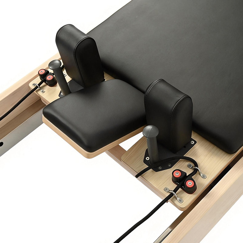 ホワイトメープル製ポータブル調整可能ピラティスリフォーマー、 - Yoga Fitness Pilates Reformer のレビューと価格