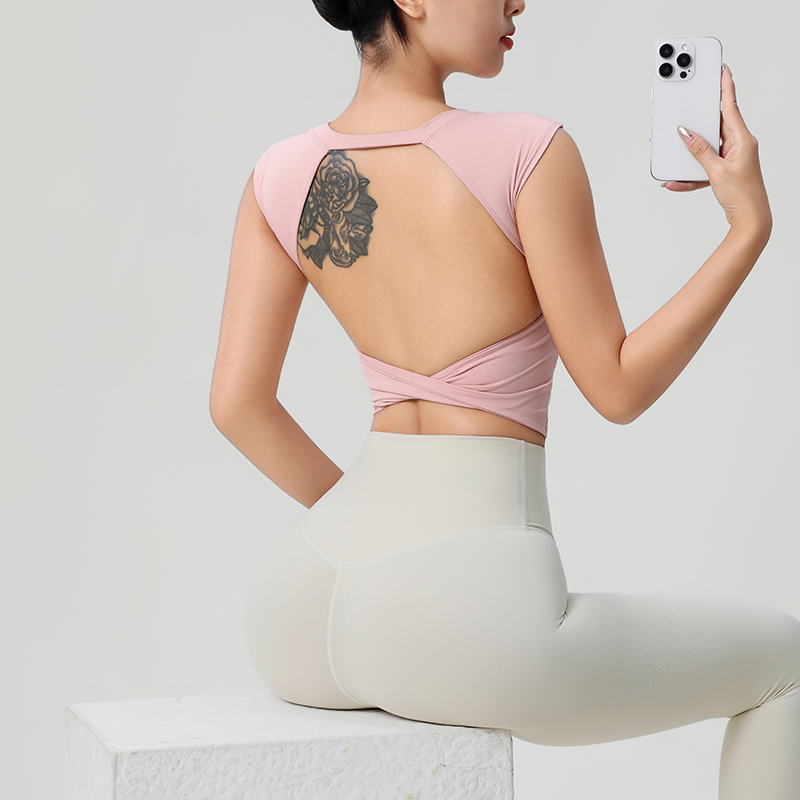 女性の背中の開いたフィットネス服固定胸パッド付き美しいトップ - Yoga Fitness Tapis のレビューと価格
