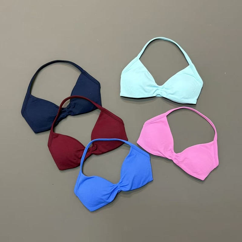 女性用ホルタースポーツブラ Vネックパッド入りヨガブラ 取り - Yoga Fitness Tapis のレビューと価格